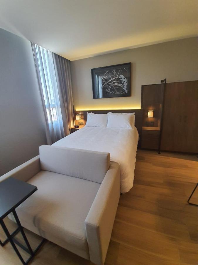 Hotel Staybridge - Novena By Ihg