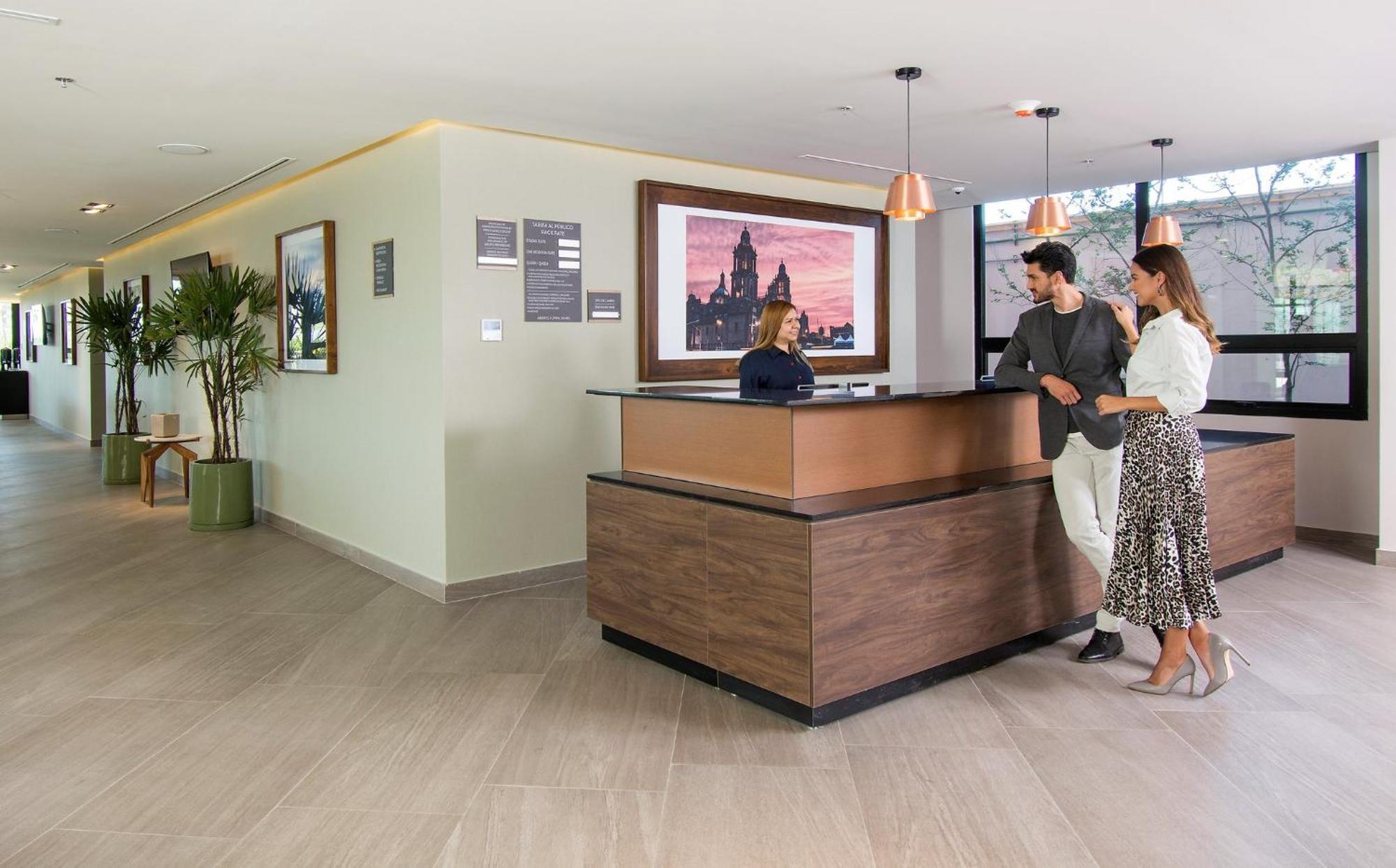 Hotel Staybridge - Novena By Ihg Guadalajara