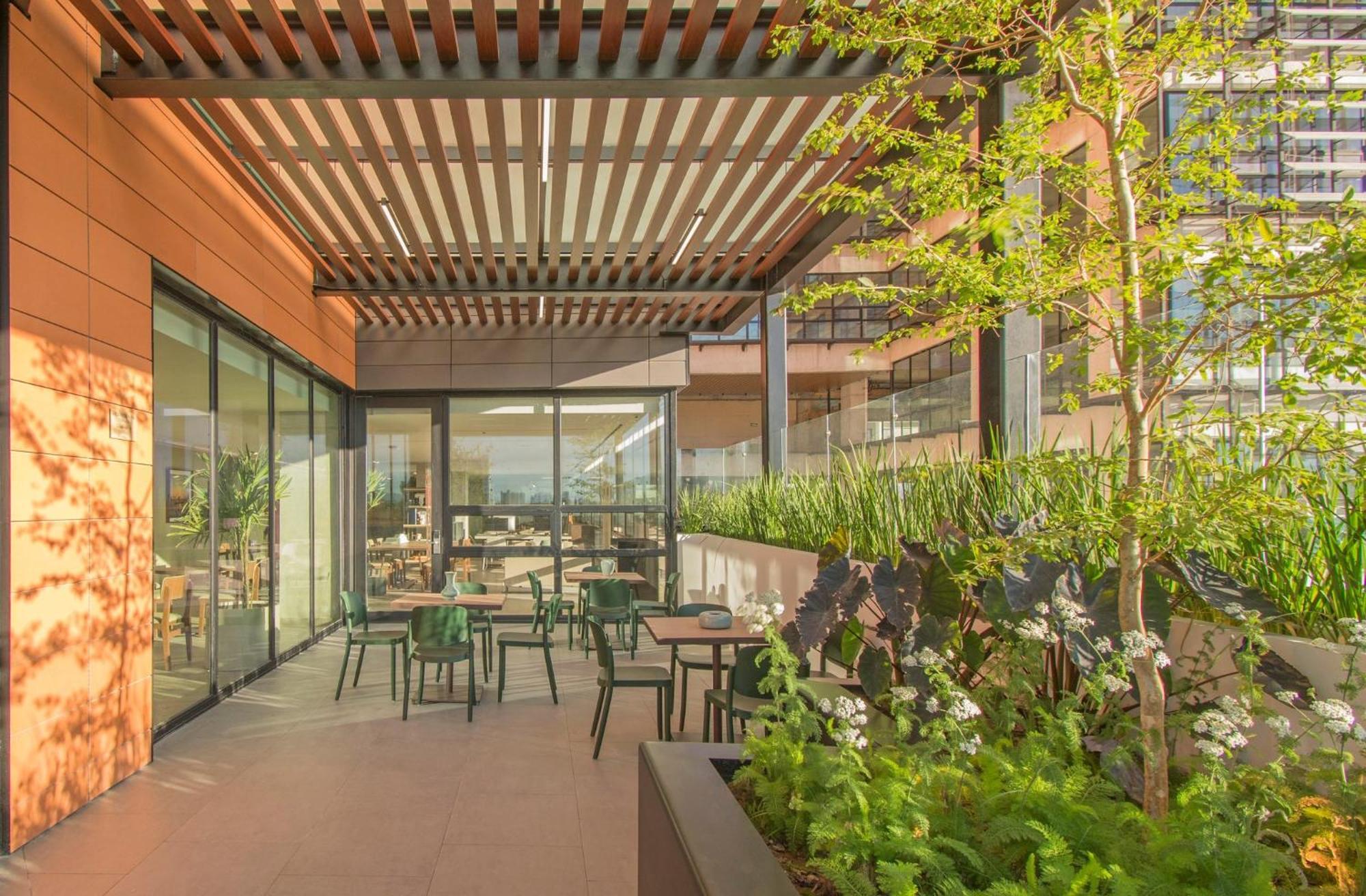 Staybridge - Novena By Ihg Hotel 4*