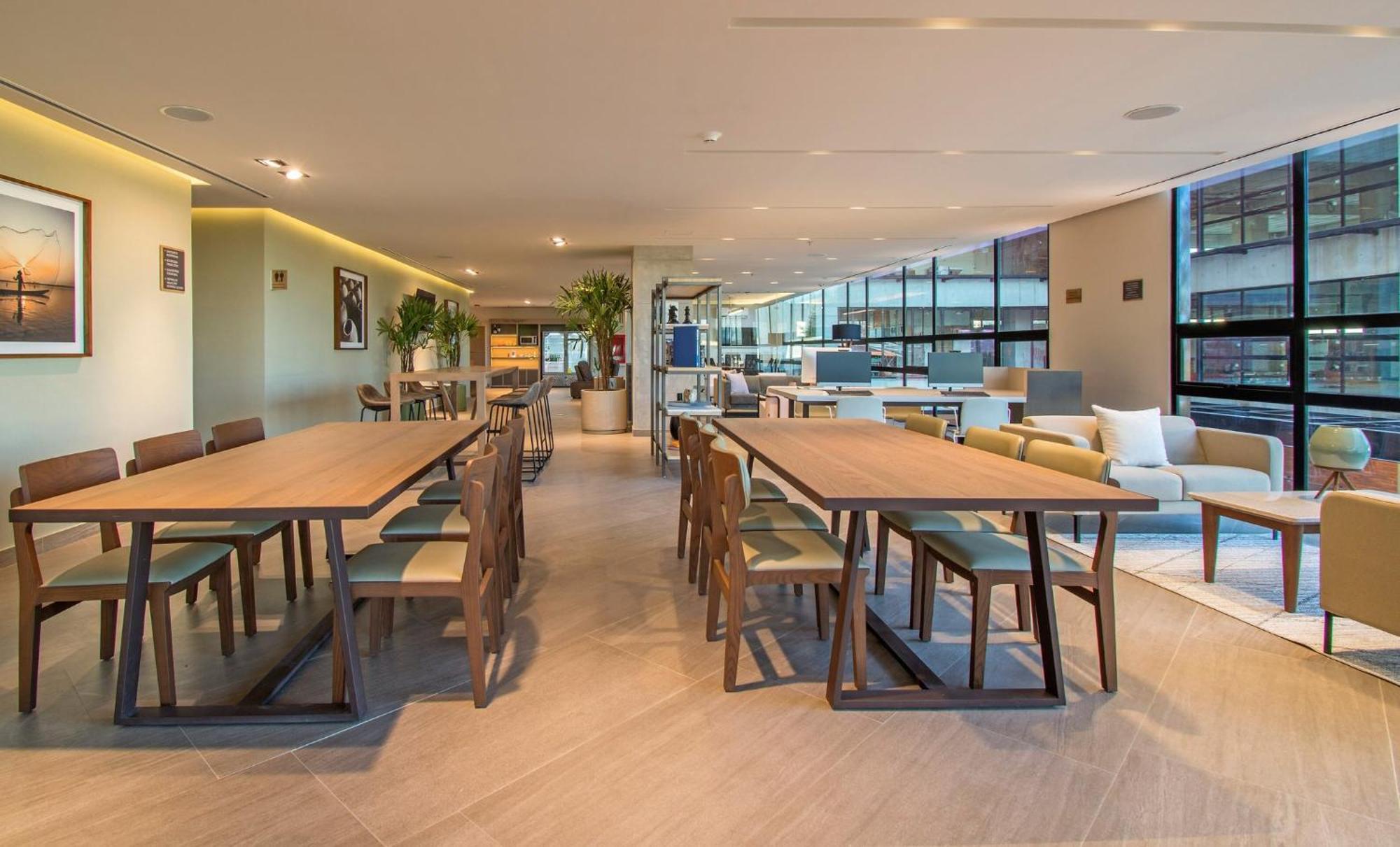 Staybridge - Novena By Ihg