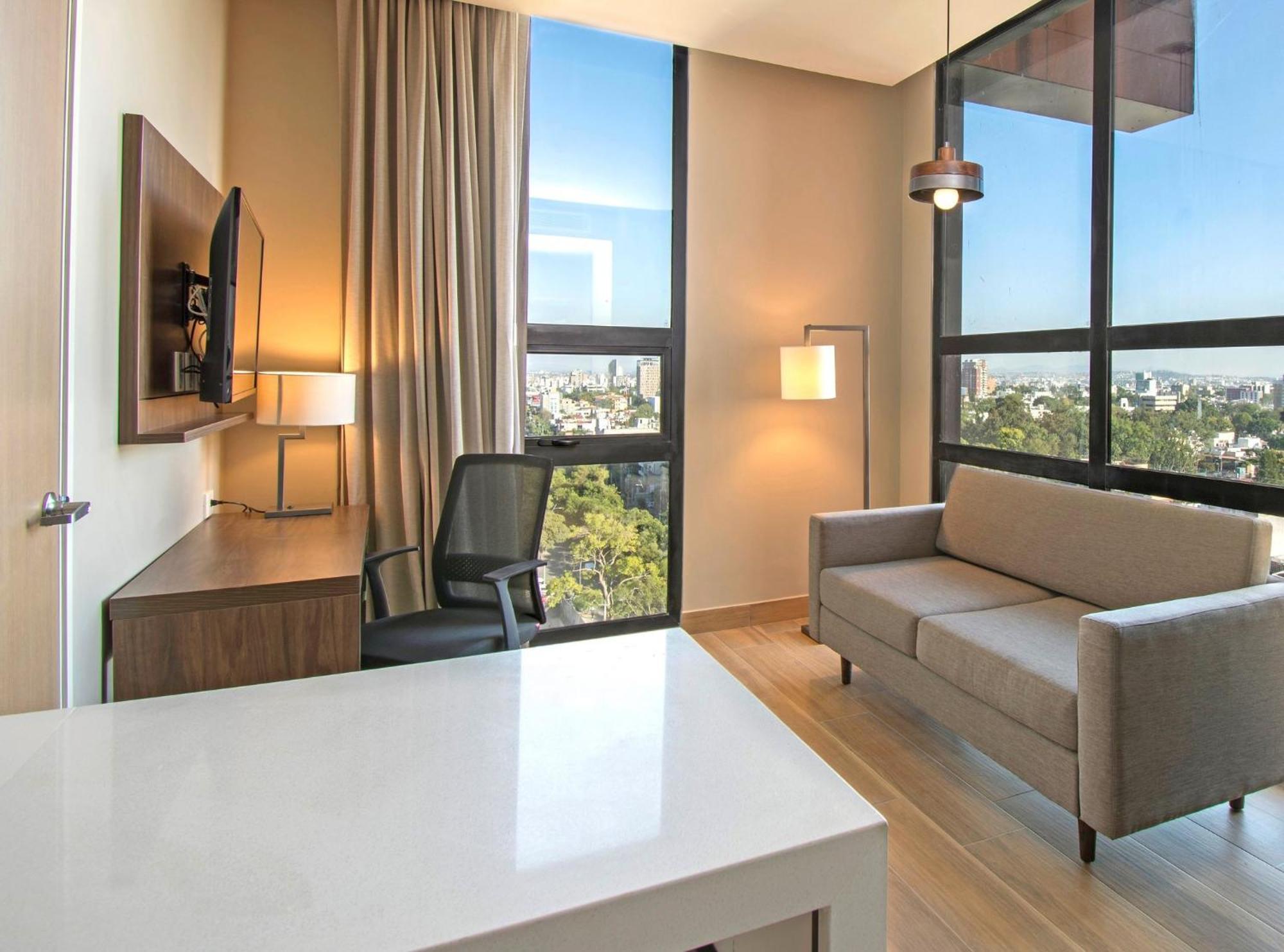 Hotel Staybridge - Novena By Ihg